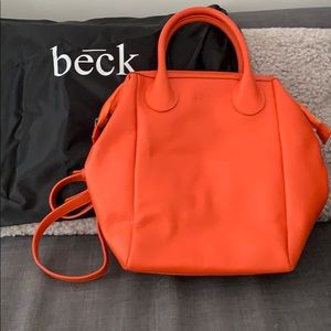 Brand new: Beck Pack leather bag in orange